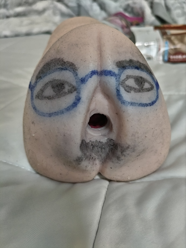 犬ハメ署の課長